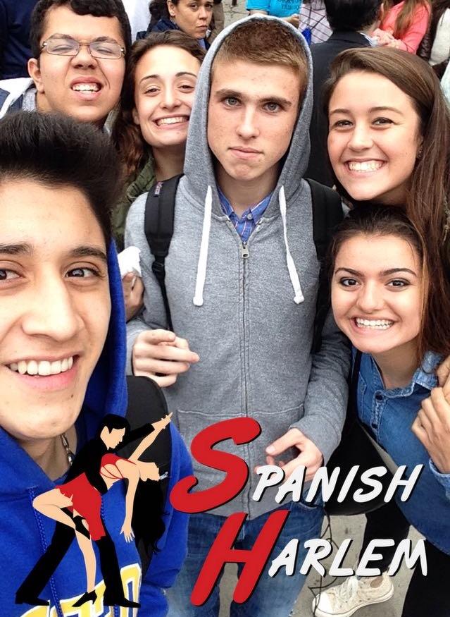 Spanish language students on field trip to Spanish Harlem