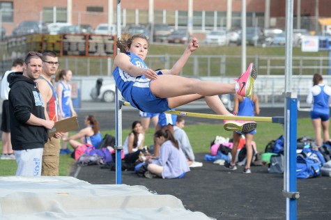 HHS Girls Track Preview