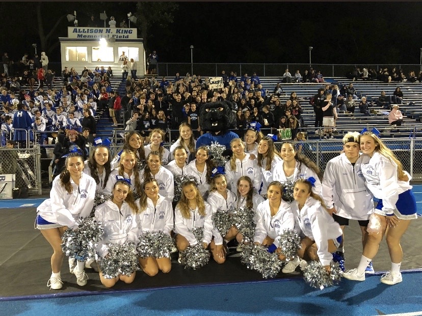HHS Fall Cheerleading 2019: A Different Squad Than Ever Before