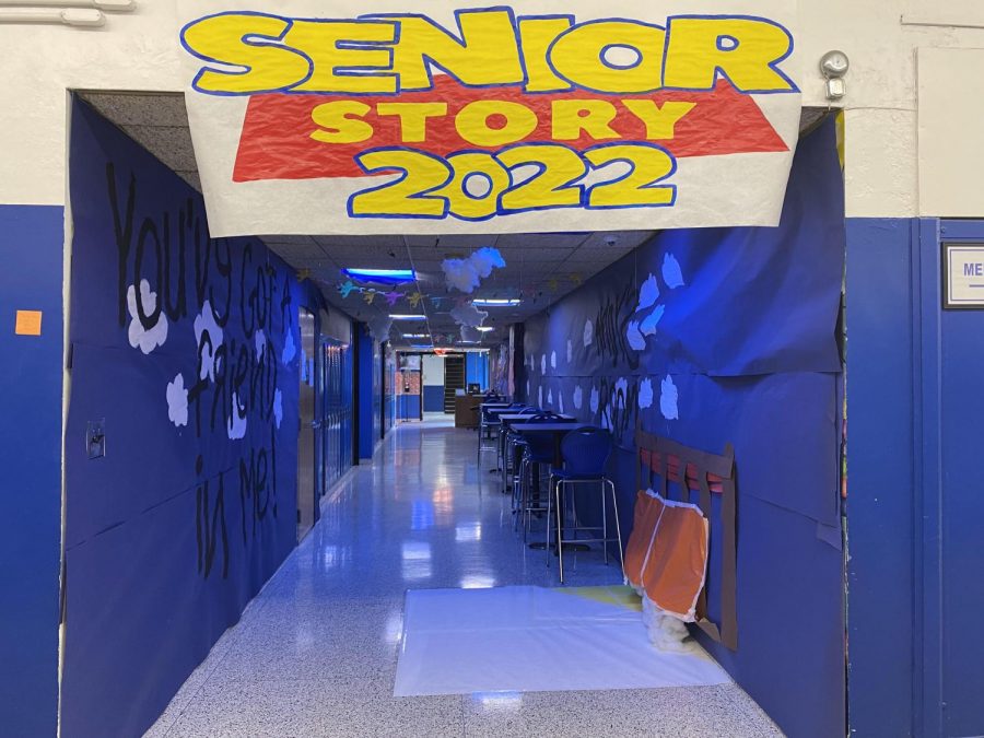 HHS Senior Hallway:2021
