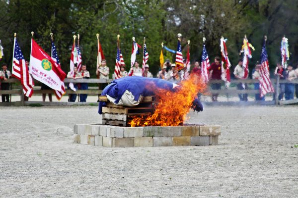 Different Ways to Properly Dispose of U.S. Flags