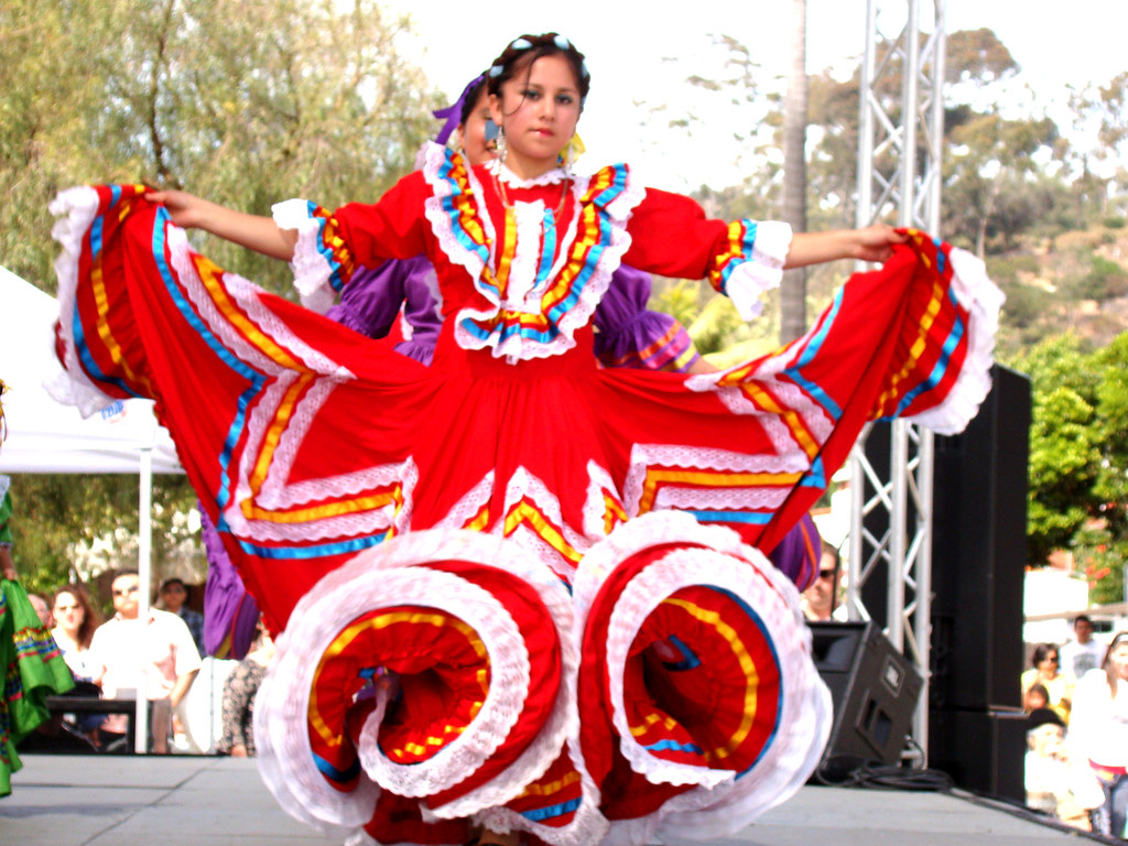 "Cinco" Parade